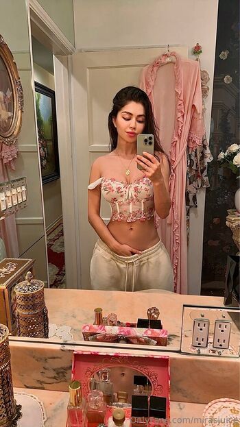 Full leaked Milim moto private onlyfans photo