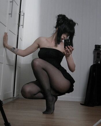 Full leaked Milkgore private onlyfans photo