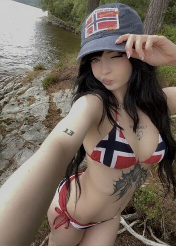 Full leaked Milkgore private onlyfans photo