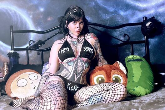 Full leaked Milkyalienx private onlyfans photo