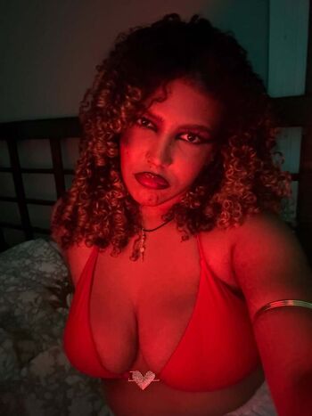 Full leaked Milkygren private onlyfans photo