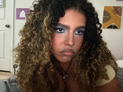 Full leaked Milkygren private onlyfans photo