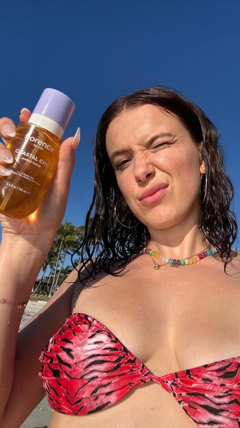 Full leaked Millie bobby brown page private onlyfans photo