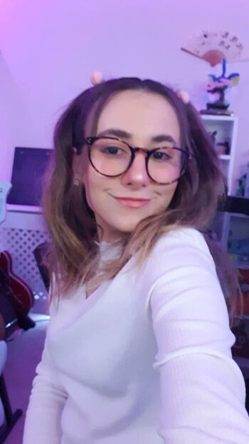 Full leaked Millie mochis private onlyfans photo