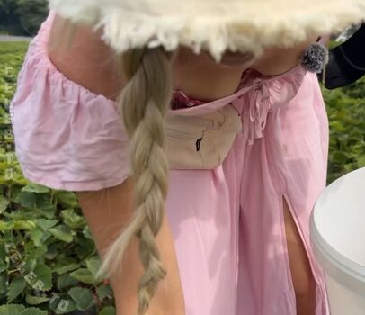 Full leaked Milschbaum page private onlyfans photo
