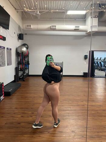 Full leaked Mimi private onlyfans photo