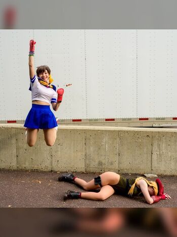 mimidoescosplay