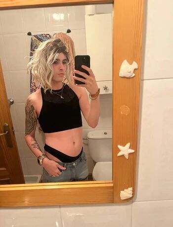 Full leaked Mimii private onlyfans photo