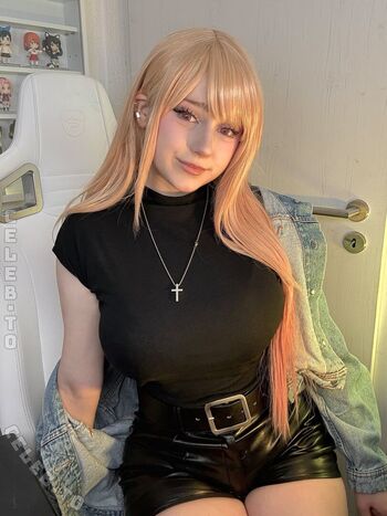 Full leaked Mina min page private onlyfans photo