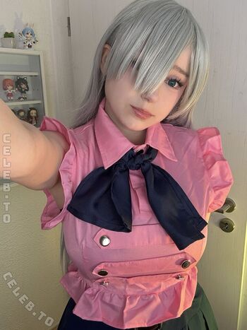 Full leaked Mina min page private onlyfans photo