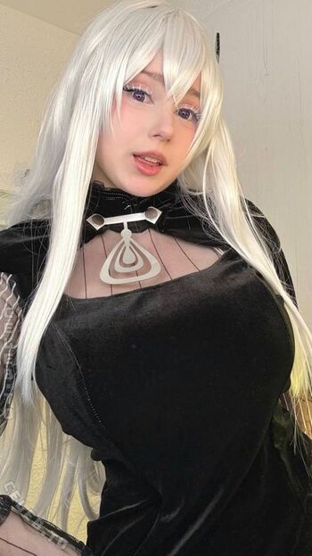 Full leaked Mina min private onlyfans photo