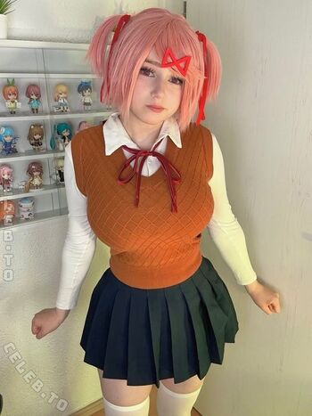 Full leaked Mina min page private onlyfans photo