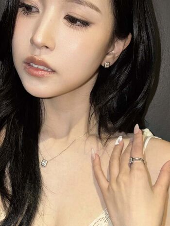 Full leaked Mina myoi page private onlyfans photo