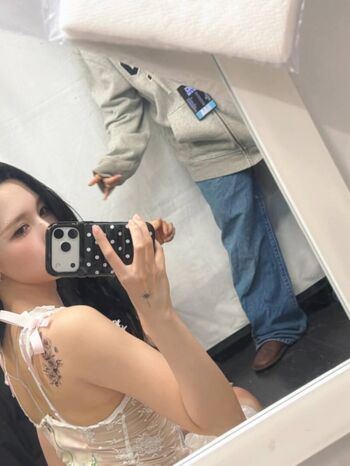 Full leaked Mina myoi private onlyfans photo