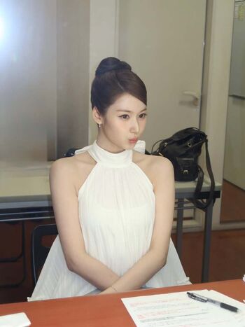 Full leaked Minatozaki sana page private onlyfans photo