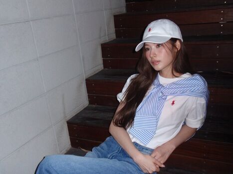 Full leaked Minatozaki sana page private onlyfans photo