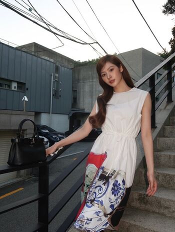 Full leaked Minatozaki sana page private onlyfans photo