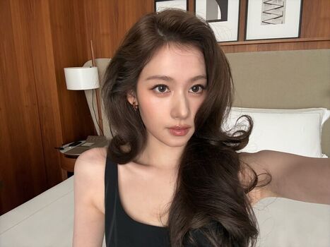 Full leaked Minatozaki sana page private onlyfans photo
