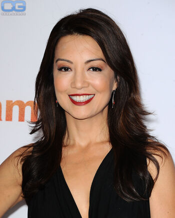 Ming-Na Wen