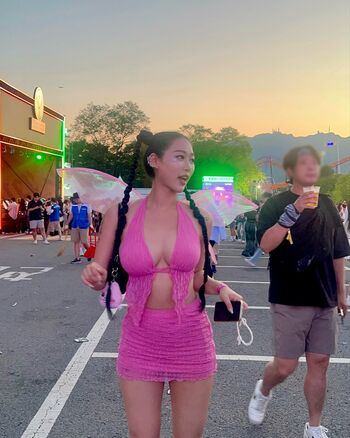 Full leaked Ming ouo private onlyfans photo