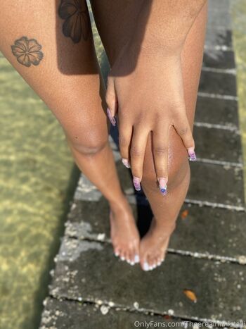 Full leaked Mini stalli page private onlyfans photo