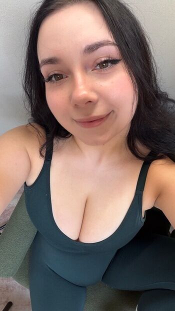 Full leaked Miniloonaa page private onlyfans photo