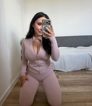 Full leaked Miniloonaa page private onlyfans photo