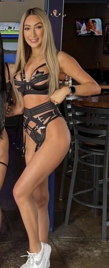 Full leaked Miranda sagum private onlyfans photo