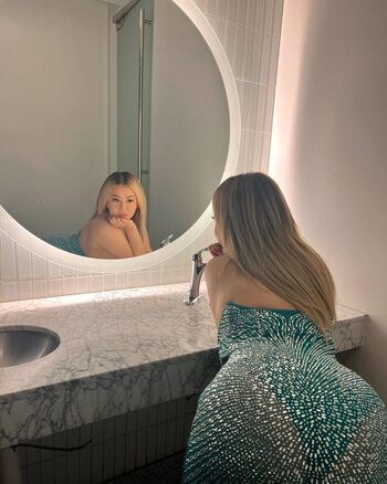 Full leaked Miranda private onlyfans photo