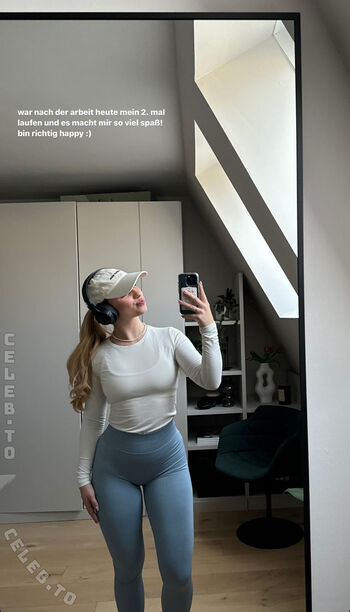 Full leaked Miras space private onlyfans photo