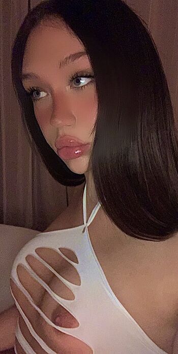 Full leaked Mirzaxox  page private onlyfans photo