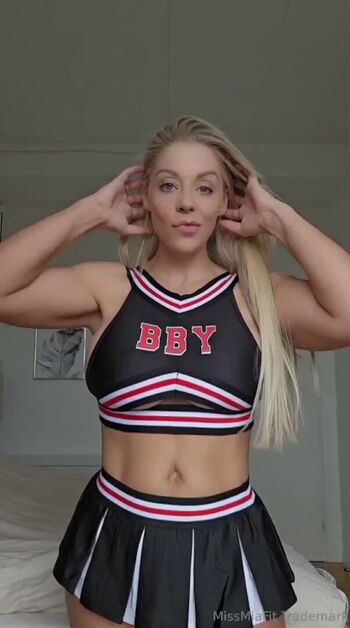 Full leaked Mis mia fit private onlyfans photo