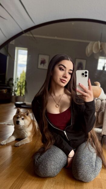 Full leaked Miss mikkaa private onlyfans photo