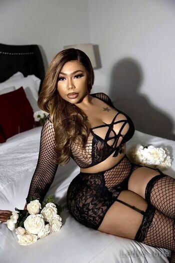 Full leaked Miss sky private onlyfans photo