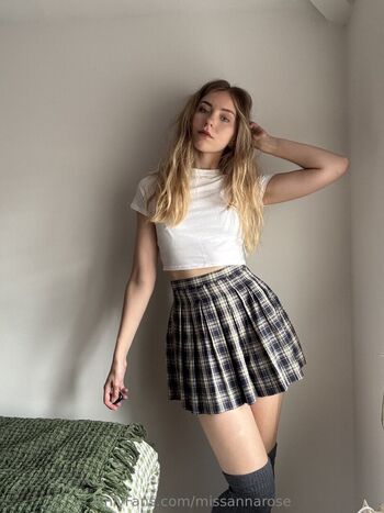 Full leaked Missannarose private onlyfans photo