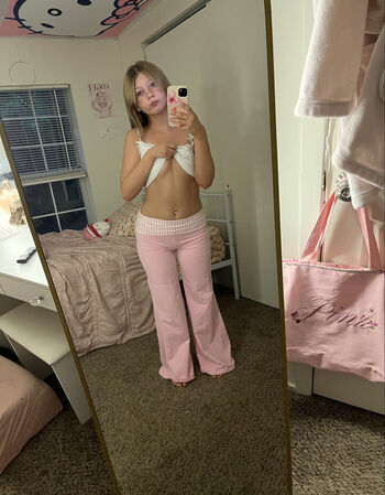 Full leaked Missclaralynn private onlyfans photo