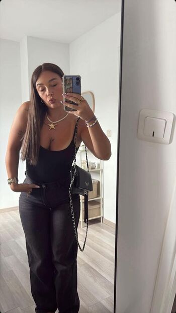 Full leaked Missloute private onlyfans photo