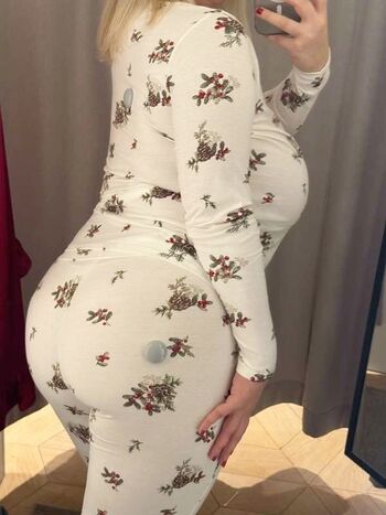 Full leaked Missparaskeva private onlyfans photo