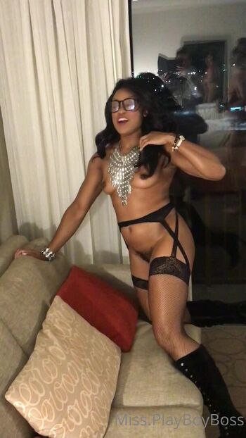 Full leaked Missplayboyboss private onlyfans photo