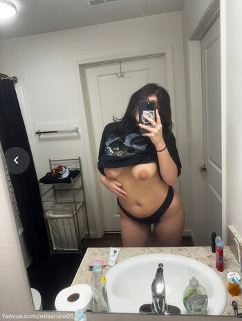 Full leaked Missruru private onlyfans photo
