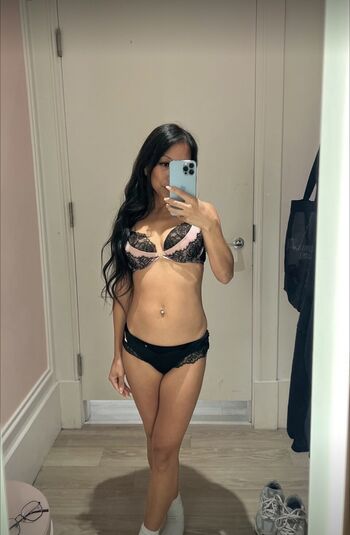 Full leaked Missvanessarae private onlyfans photo