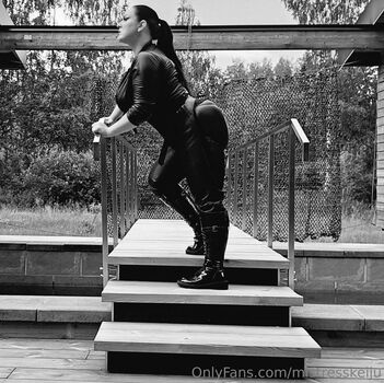 Full leaked Mistresskeiju private onlyfans photo