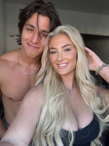 Full leaked Mmisssophiaisabella private onlyfans photo