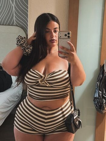 Full leaked Mmmariiis private onlyfans photo