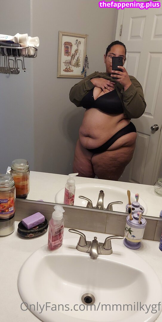 mmmilf / mmmilkygf नग्न OnlyFans फोटो #9