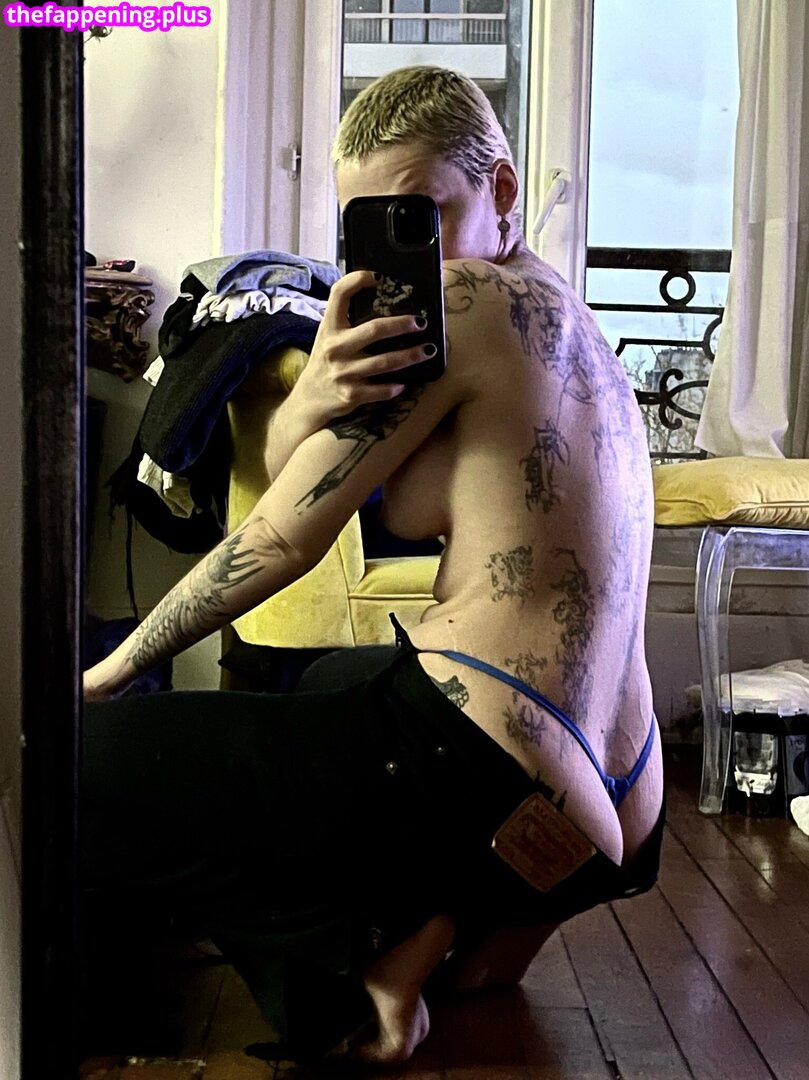 Mmmrian / https: / semicouture / semicouture_official Nude OnlyFans Photo #17