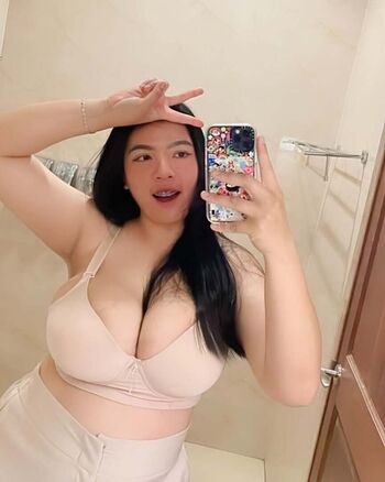 Full leaked Mmonn m page private onlyfans photo