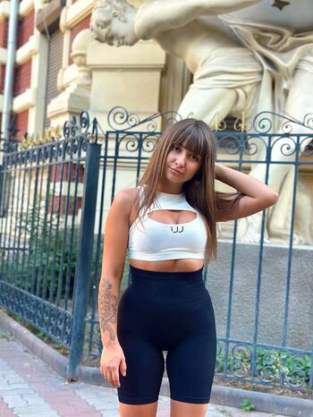 Moldova nude girl page leaked photo video viral