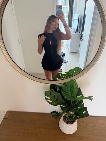 Full leaked Doloryva/ private onlyfans photo