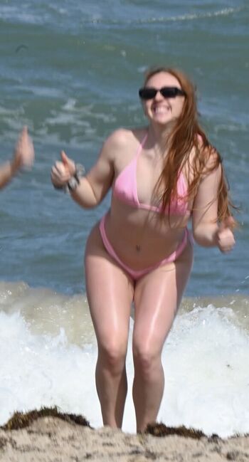 Molly Carlson